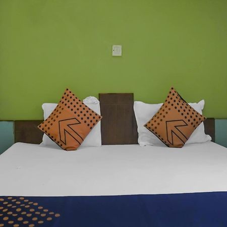 สปอต ออน 75667 โฮเทล พีค็อก การ์เดน ลอดจ์ Hotel Kharakvasla ภายนอก รูปภาพ