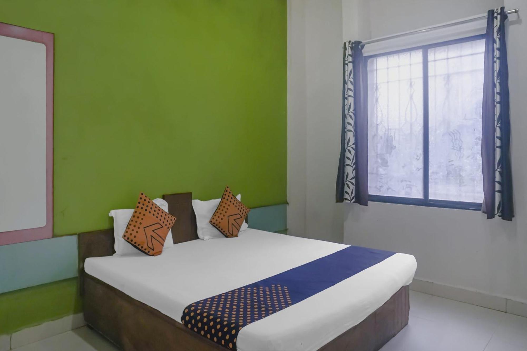 สปอต ออน 75667 โฮเทล พีค็อก การ์เดน ลอดจ์ Hotel Kharakvasla ภายนอก รูปภาพ